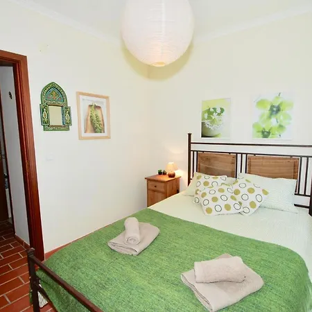 Casa Do Remo - Charming House For 4 Guests Only 350 Metres From Obidos Lagoon Semesterbostad Nadadouro