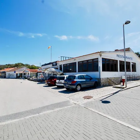 Semesterbostad Casa Do Remo - Charming House For 4 Guests Only 350 Metres From Obidos Lagoon *